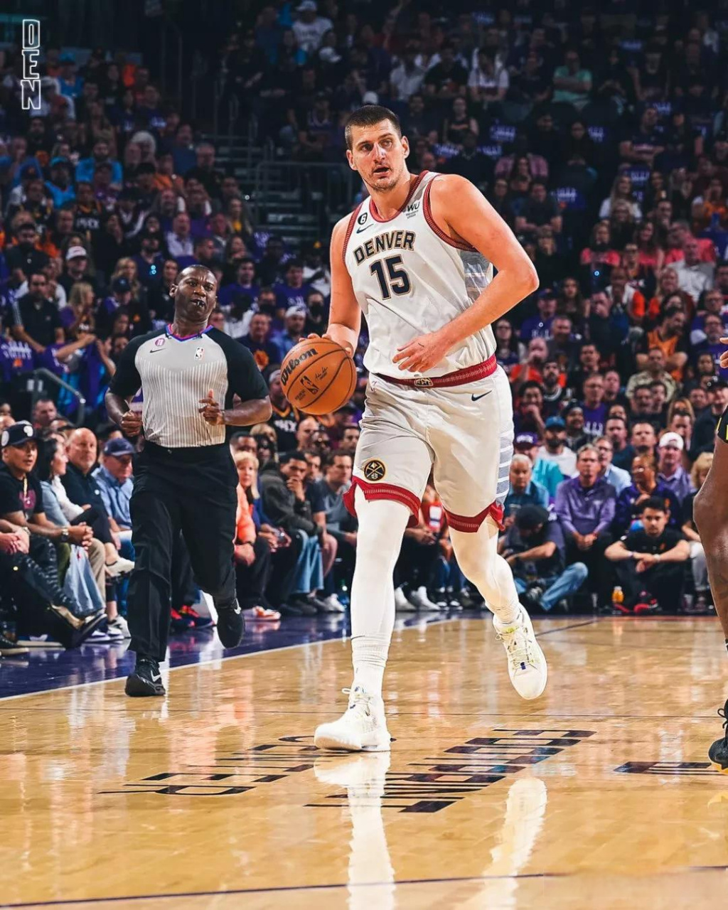 独特战术助力篮球巨星斩获MVP