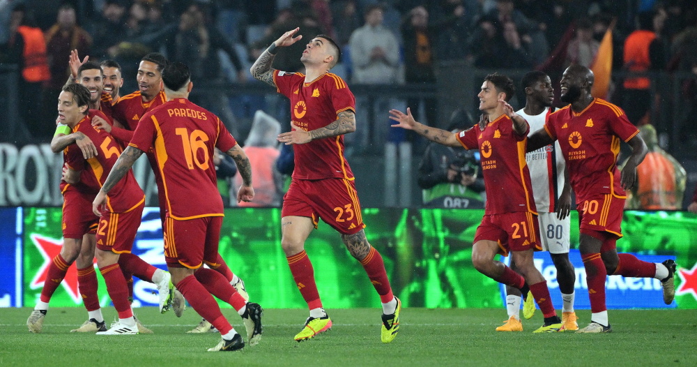 雷速-罗马球员集体训练，备战下一轮比赛